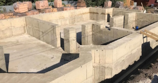 Фундамент с цокольным этажом под ключ заказать в Анжеро-Судженске -  фундамент цокольный этаж под ключ цена от 7297 руб за м2